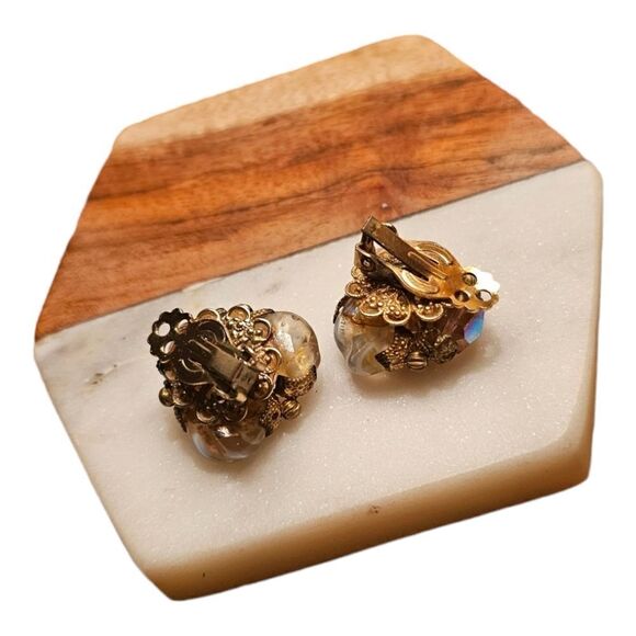 Vintage Aurora Borealis Cluster Clip-on Earrings - Picture 11 of 12